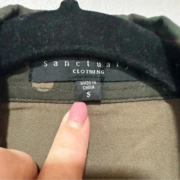 Sanctuary camo button down shirt Small - Picture 8 of 10